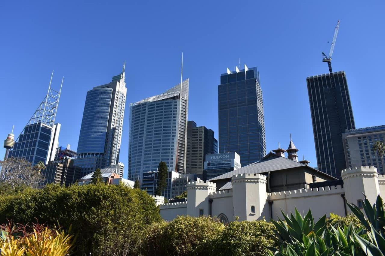Guest house Rustic Single - Centrally Located - Shared Bathroom Sydney
